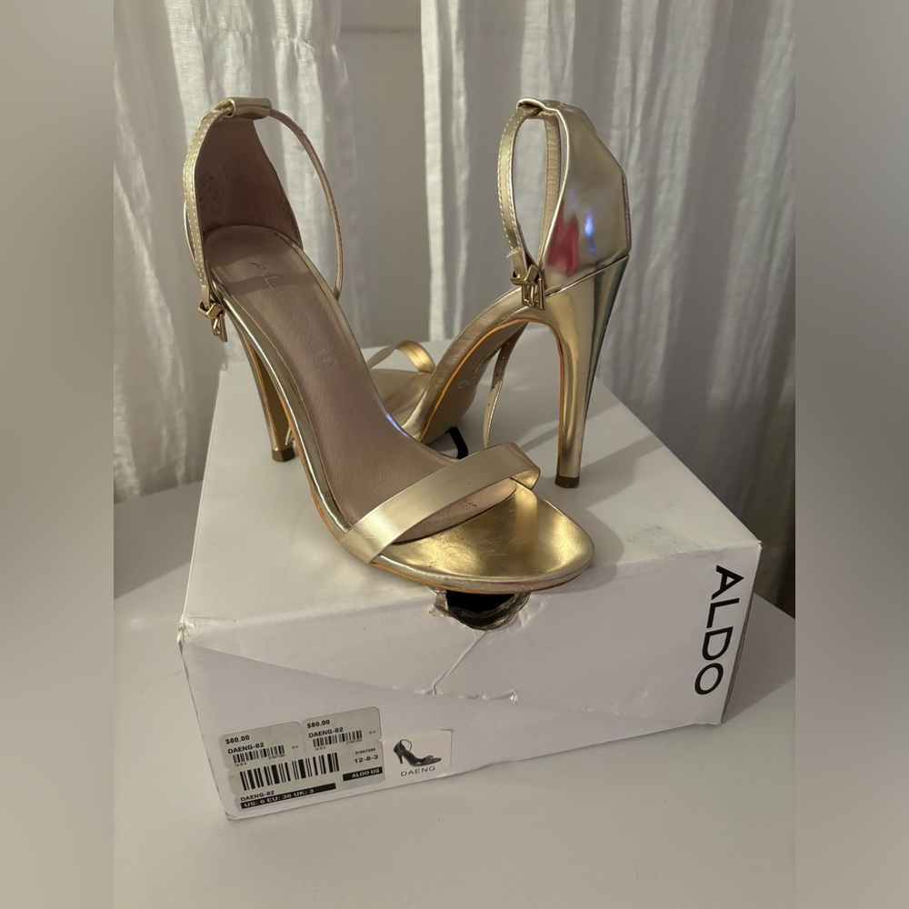 Aldo gold heels - Daeng